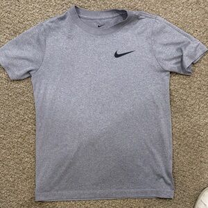Nike dri fit Heather Gray Short Sleeve Tee with Black Swoosh